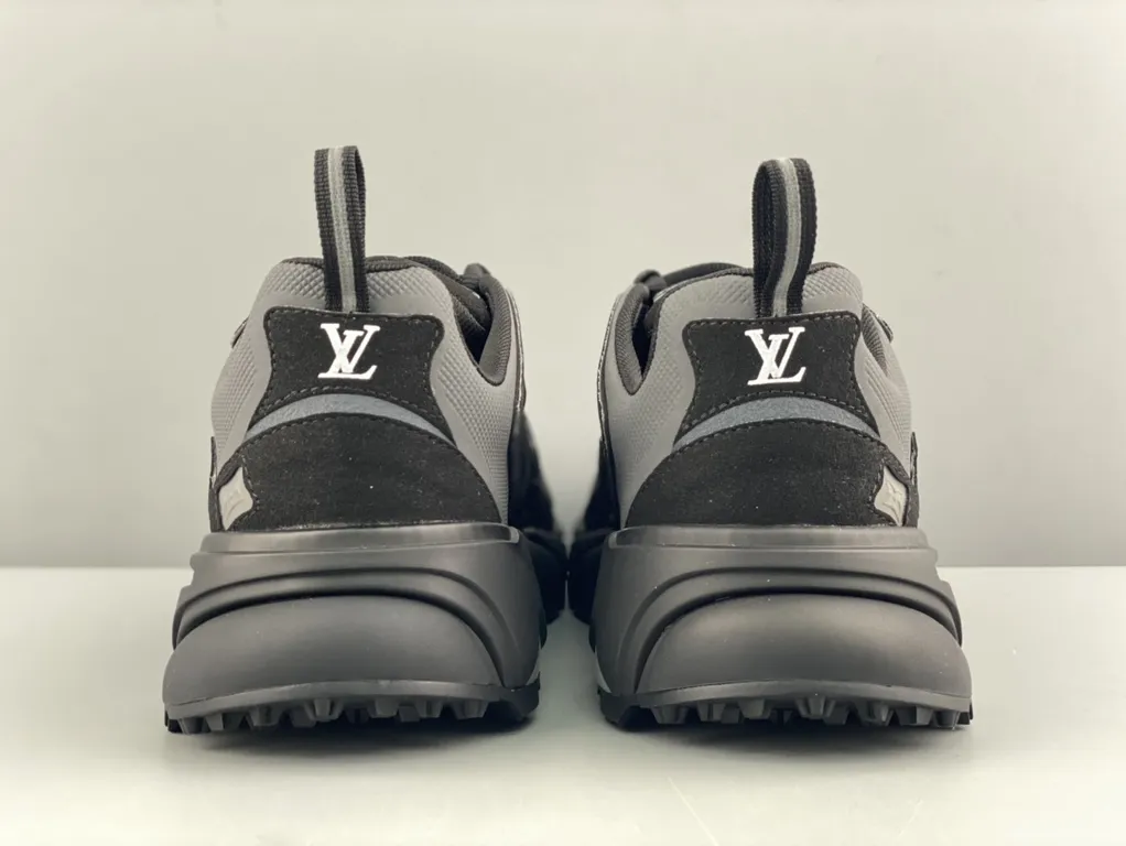 Louis Vuitton Shoe 